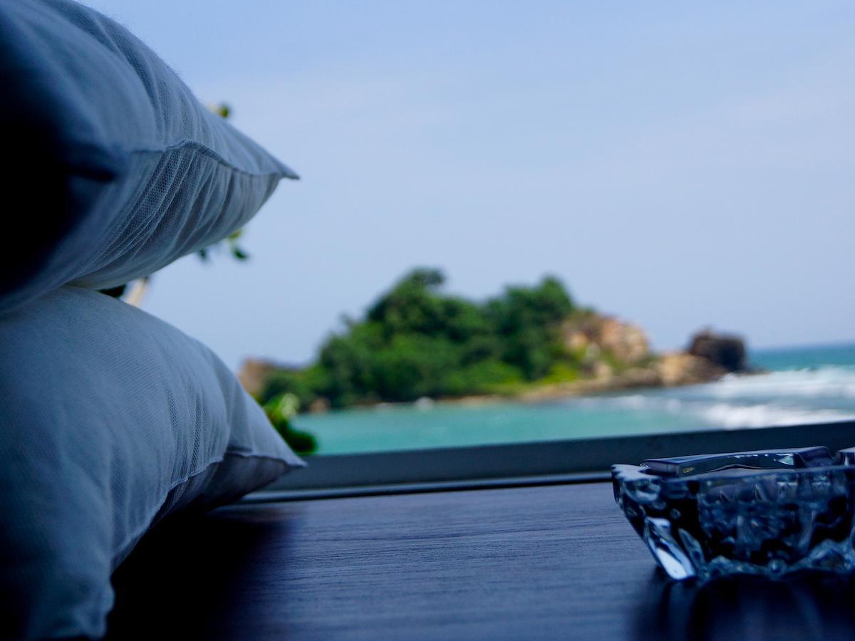 Sayurima Beach Hotel Ahangama Buitenkant foto