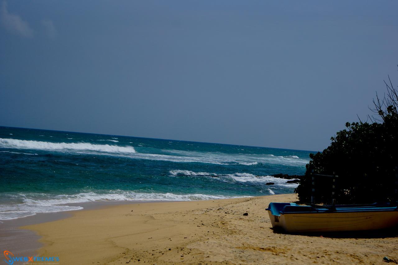 Sayurima Beach Hotel Ahangama Buitenkant foto